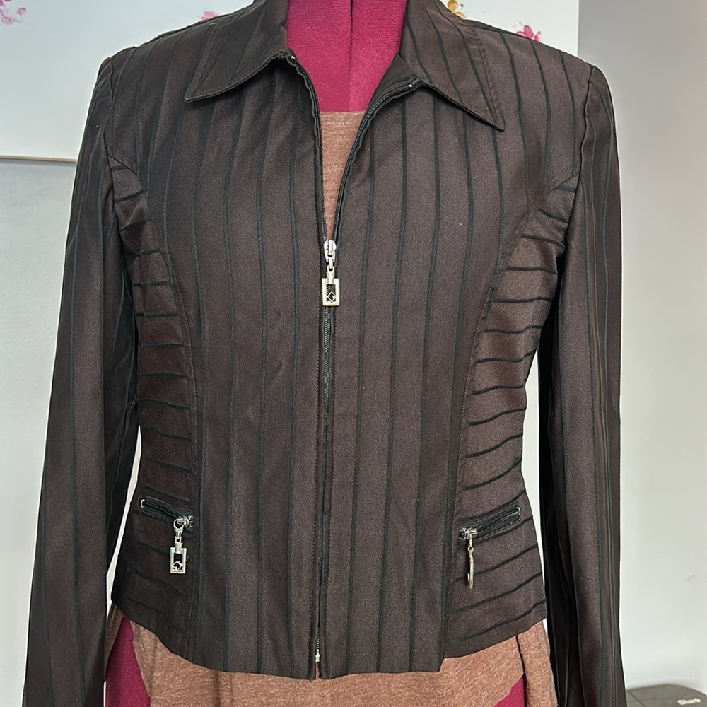 SOLD Joseph Ribkoff blazer - Picture 3 of 5